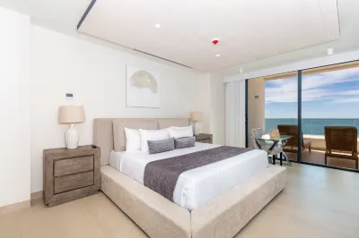 New 3BR 3B Beach Front Condo in Las Palomas Beach & Golf Resort Phase 3  호텔