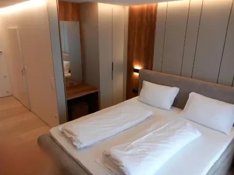 Charming Room in Central Bad Salzuflen with Balcony