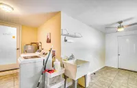 Ocala Retreat w/ Pool, Grill & Yard - Pets Welcome - Homestays