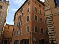 Reginella Suites Hotel in zona Busto in memoria di Giggi Zanazzo