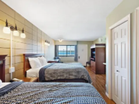 Big Rock Motel Hotels in Campbell River