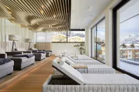 Die HOCHKÖNIGIN - Mountain Resort Hotels in Maria Alm