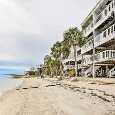 Waterfront Escape w/ Balcony on Shell Point Beach!