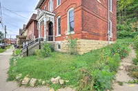 Historic Dubuque Gem < 1 Mi to Downtown!