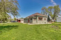 Vacation Rental Near South Dakota State University - 3-Star