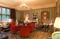 The Crown Manor House Hotel Hotels in Woodlands