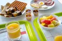 Hotel ibis budget Fréjus Saint Raphäel Centre et Plage - petit déjeuner