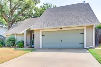 < 1 Mi to OU Campus - Norman Vacation Rental