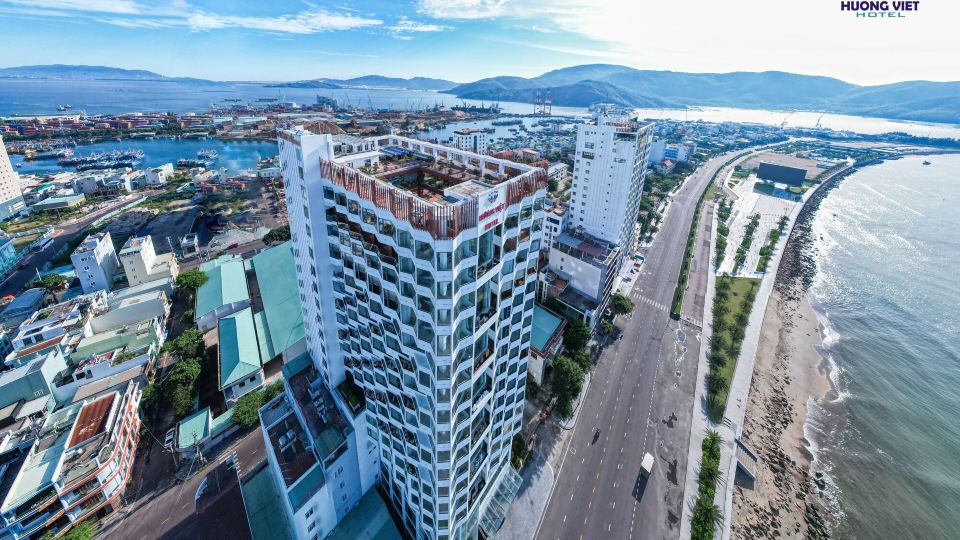 Huong Viet Hotel Quy Nhon - Beachfront