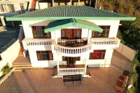 Deodar Cottage - 3BHK Villa by DeodarStays فنادق في 