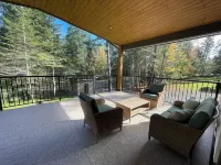Welcome to Oak & Fern Suite
