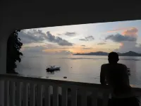 Marie-France Beach Front Apartments - Ocean View