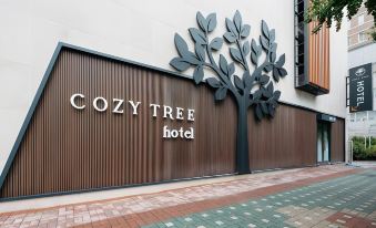 CozyTree Hotel