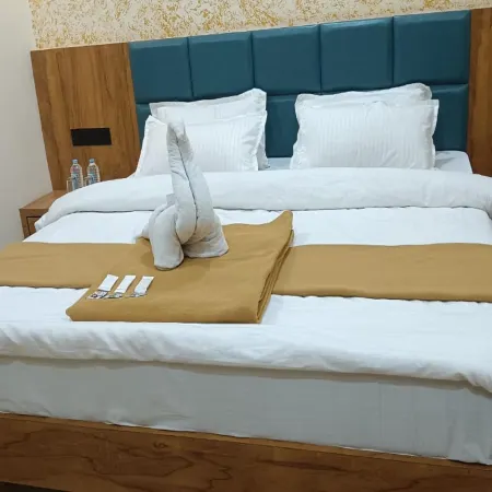 Hotel Hari Palace - Near Shree Dwarkadhish Temple