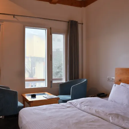 Hotel Dwaper A Premium Property Near Mall Road