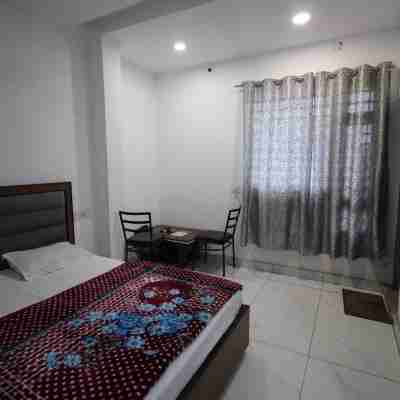 Hotel Classic Bar & Restaurant Rooms