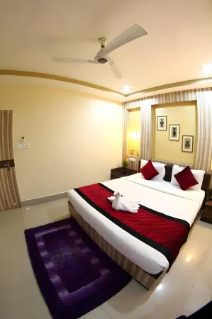 Mayor Hotel Отели в г. Силигри