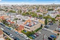 Belmont Shore Retreat Rooftop Lounge, Putting Green & Near 2nd Street Beaches