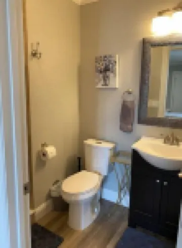 High End Guest House by I-5, Bethel, Simpson