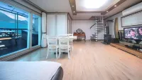 The South Sea, Spa Hill Pension