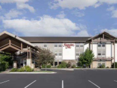 ハンプトン イン ビュッテ ビュートのホテル