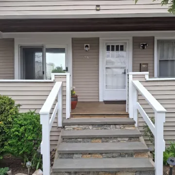 Cape Cod Hyannis Rendezvous'