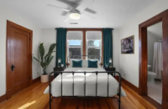 Vitality Retreat - 1 block from DT/riverfront/shops/bars 華盛頓酒店