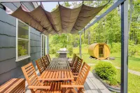 Family Home w/ Outdoor Oasis in Hudson Valley - 3-Star