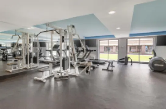 โรงแรมเบสท์เวสเทิร์นพลัส คีน โรงแรมในคีน