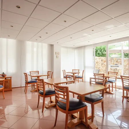 Hostal Residencia Sutimar