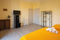 Bivio 281 suite&rooms Hotel a Montelepre
