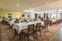 Ramada Hotel & Suites by Wyndham Kranjska Gora - breakfast