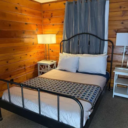 Crest Lodge Historic Mountain Inn