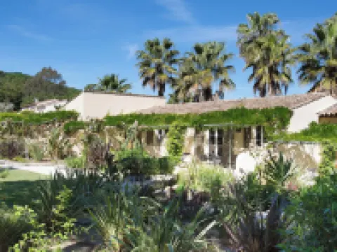 Les Maisons du Sud فنادق في راماتويل