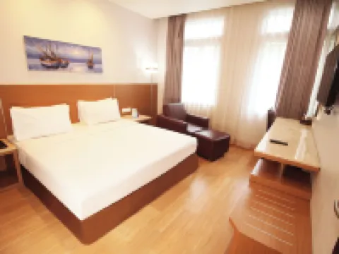 โรงแรม แอสโทเรีย ลัมปุง โรงแรมในEngal