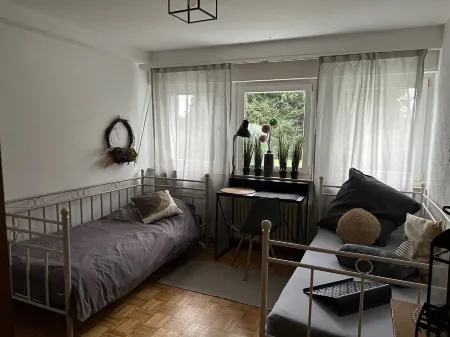 Vacation apartment Wermelskirchen Tente 100sqm with garden Отели в г. Вермельскирхен