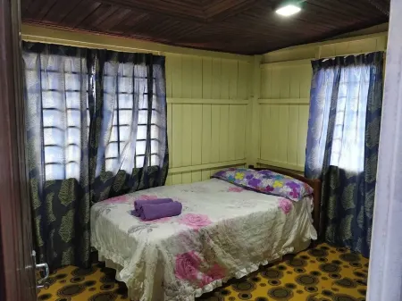 Bonda Homestay Entire House Отели рядом с достопримечательностью «Universiti Sultan Zainal Abidin»