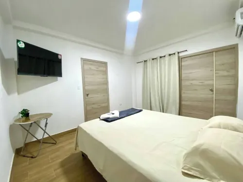 New Beach House, Comfortable and Affordable Hotels in Crucita