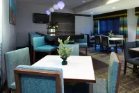 希爾頓歡朋飯店-格倫伍德溫泉