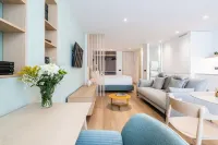 WHITE NORDIC SUITE TIERRAZUL ART BOUTIQUE SUITES