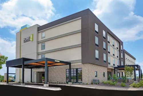 Home2 Suites by Hilton Bettendorf Quad Cities Hotels in Bettendorf
