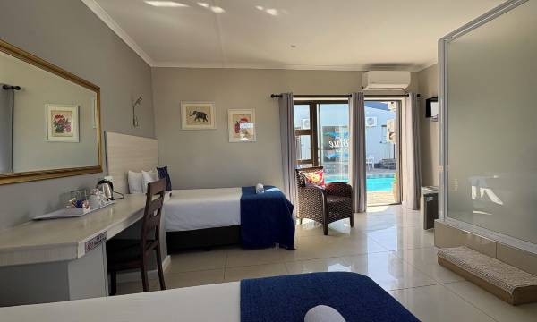 Le Blue Guesthouse