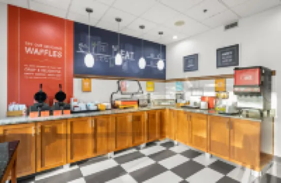 แฮมป์ตันอินน์ ทางด่วนแทมปา-เวเทอรันส์ (แอร์พอร์ตนอร์ท) โรงแรมในแทมปา