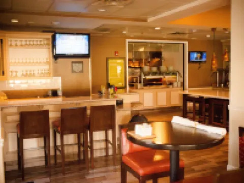 雷丁希爾頓花園酒店 雷丁酒店