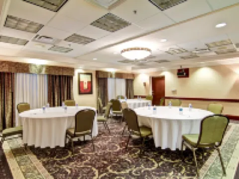 Hampton Inn & Suites by Hilton Guelph Hoteles en Guelph