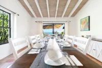 Spectacular ocean view villa with pool