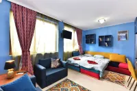 Stylish fully equipped studio with AC across from the gondola station! Hotel di 