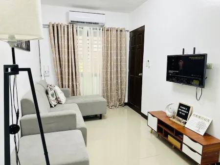 Casa Mercado IV is a cosy 2 storey furnished family-friendly house.