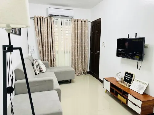 Casa Mercado IV is a cosy 2 storey furnished family-friendly house.