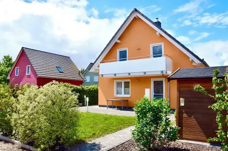 Lake vacation Müritz - House Nordlicht with sauna, fireplace & wallbox, 250 m to the beach